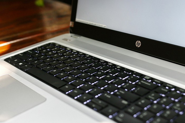 Lựa chọn Laptop cho người dùng “ăn chắc mặc bền” - Ảnh 6.