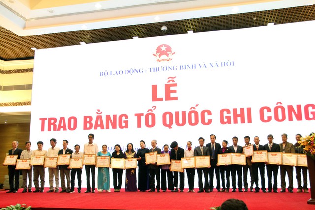 Đẩy nhanh quy trình xác định hài cốt liệt sĩ còn thiếu thông tin - Ảnh 1.