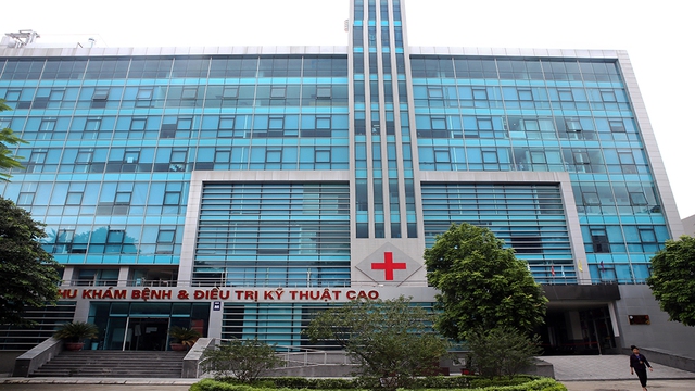 Không thể tay này cầm triện, tay kia cầm tiền - Ảnh 1.