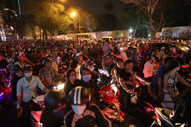 Hé lô năm mới - 11