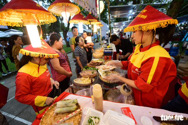 Khai mạc liên hoan món ngon các nước - Ảnh 2.