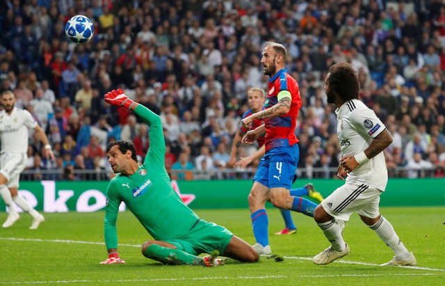 R.M hạ Viktoria Plzen, HLV Lopetegui giải tỏa sức ép - Ảnh 2. R.M hạ Viktoria Plzen, HLV Lopetegui giải tỏa sức ép - Ảnh 2.