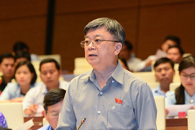Phạm vi bảo vệ bí mật nhà nước quá rộng thì không ai dám làm gì - Ảnh 2. Phạm vi bảo vệ bí mật nhà nước quá rộng thì không ai dám làm gì - Ảnh 2.