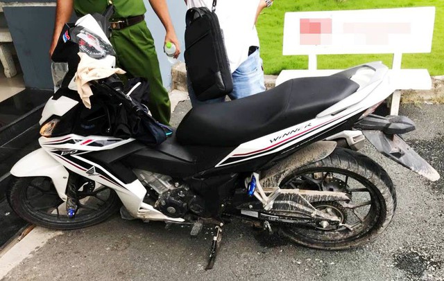 Khởi tố nghi phạm 15 tuổi sát hại dã man sinh viên chạy Grab - Ảnh 2. Khởi tố nghi phạm 15 tuổi sát hại dã man sinh viên chạy Grab - Ảnh 2.