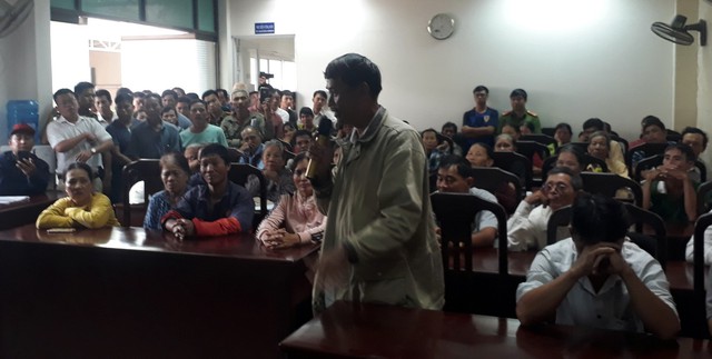 Kết thúc nhanh cuộc họp của tỉnh để giải quyết bức xúc của dân - Ảnh 3. Kết thúc nhanh cuộc họp của tỉnh để giải quyết bức xúc của dân - Ảnh 3.