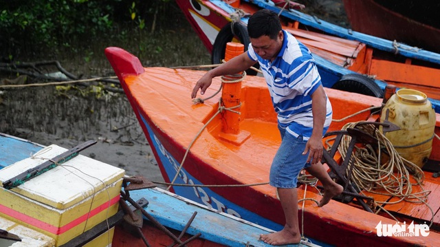 Bộ trưởng Nguyễn Xuân Cường: Bão số 9 di chuyển phức tạp - Ảnh 3.