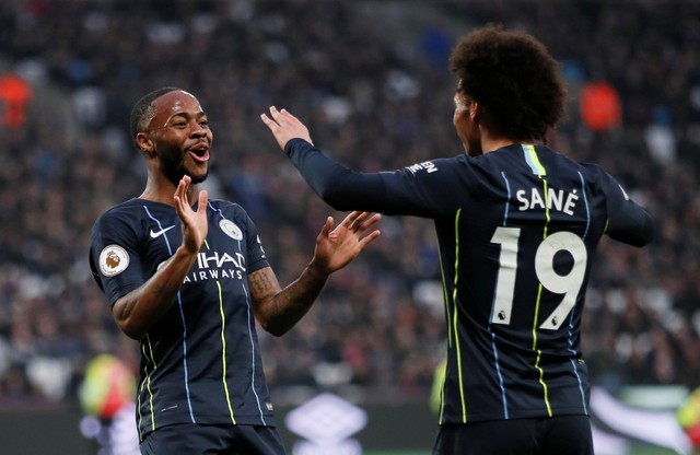 Đè bẹp West Ham, M.C xây chắc ngôi đầu bảng - Ảnh 2. Đè bẹp West Ham, M.C xây chắc ngôi đầu bảng - Ảnh 2.