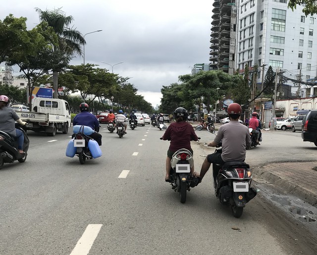 Tốn cả trăm triệu sửa ôtô ngập nước - Ảnh 5.