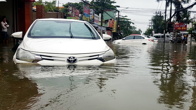 TP.HCM chưa có kịch bản ứng phó mưa 400mm - Ảnh 1.