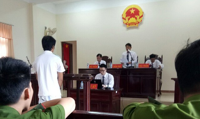 Ai đã “gom” 116 trứng vích ở Côn Đảo? - Ảnh 5. Ai đã “gom” 116 trứng vích ở Côn Đảo? - Ảnh 5.