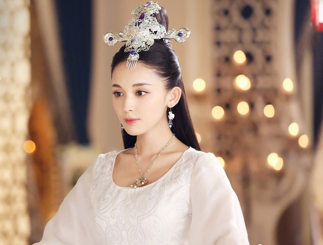 Nhức mắt với tứ đại mỹ nhân Tân Cương trên màn ảnh nhỏ Hoa ngữ - Ảnh 5.