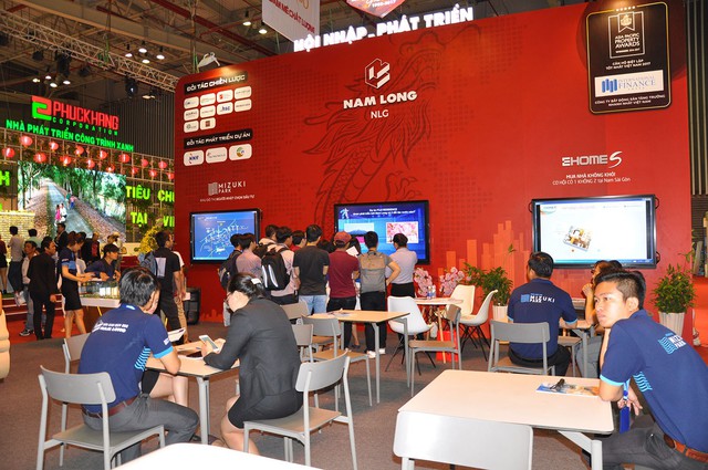 Hơn 2.200 gian hàng tham gia triển lãm Vietbuild Home 2018 - Ảnh 2. Hơn 2.200 gian hàng tham gia triển lãm Vietbuild Home 2018 - Ảnh 2.