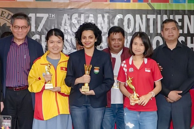 Quang Liêm, Trường Sơn giành vé dự World Cup - Ảnh 2. Quang Liêm, Trường Sơn giành vé dự World Cup - Ảnh 2.