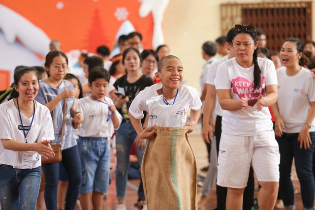 Thể thao hòa nhập tiếp thêm niềm tin của mẹ con tôi vào cuộc sống - Ảnh 2. Thể thao hòa nhập tiếp thêm niềm tin của mẹ con tôi vào cuộc sống - Ảnh 2.
