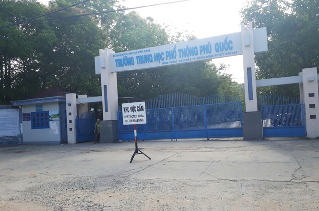 Sẽ kỷ luật thầy giáo ra đề thi toán học kỳ 1 ở Phú Quốc - Ảnh 1.