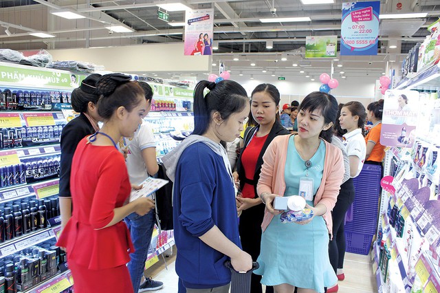 Dồn dập khai trương các siêu thị dịp Tết - Ảnh 4.