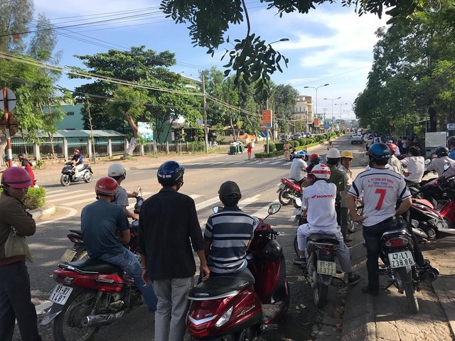 Nổ súng tại trụ sở, phó chủ tịch HĐND phường bị bắn chết - Ảnh 1. Nổ súng tại trụ sở, phó chủ tịch HĐND phường bị bắn chết - Ảnh 1.