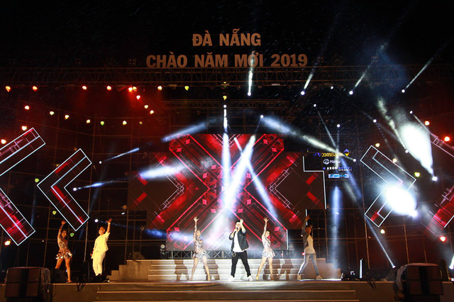 23h, Tuổi Trẻ truyền hình trực tiếp lễ hội chào năm mới 2019 tại TP.HCM, Đà Nẵng, Hà Nội - Ảnh 4.