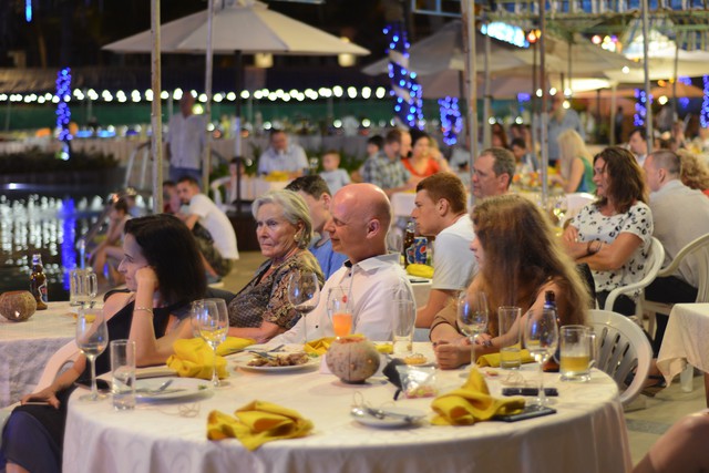 Thủ đô resort Phan Thiết tưng bừng đón Tết dương lịch - Ảnh 2.