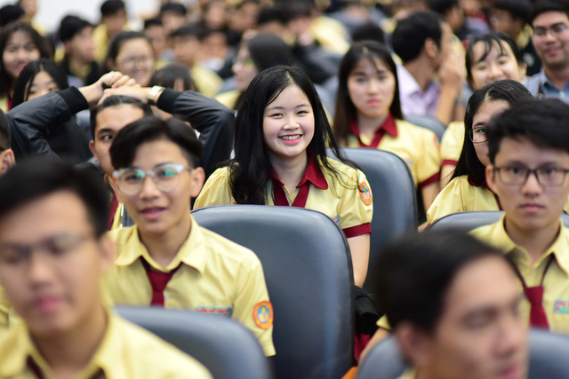 ‘Thời điểm vàng’ để học sinh giải tỏa thắc mắc về kỳ thi THPT quốc gia - Ảnh 1.