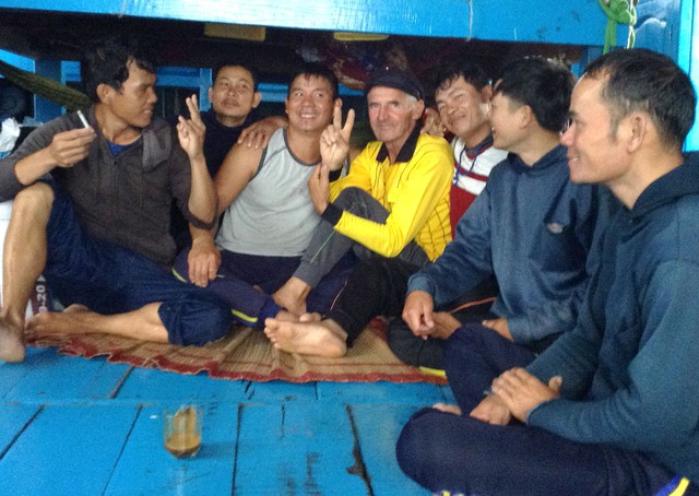 Rimas điên và hành trình của ông già gân người Mỹ - Ảnh 3.