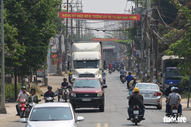 TP.HCM tìm vốn mở rộng đường Nguyễn Duy Trinh - Ảnh 1.