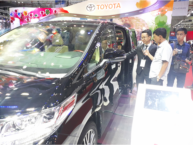 Toyota Việt Nam triệu hồi 20.490 xe bị lỗi túi khí - Ảnh 1.