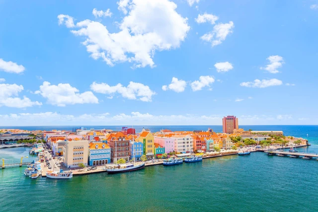 Curaçao: đến nơi nắng ngập tràn ngắm nữ hoàng - Ảnh 1.