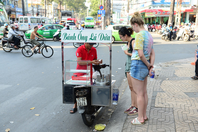 Phát triển du lịch TP.HCM: Khai thác nét xưa - Ảnh 3.