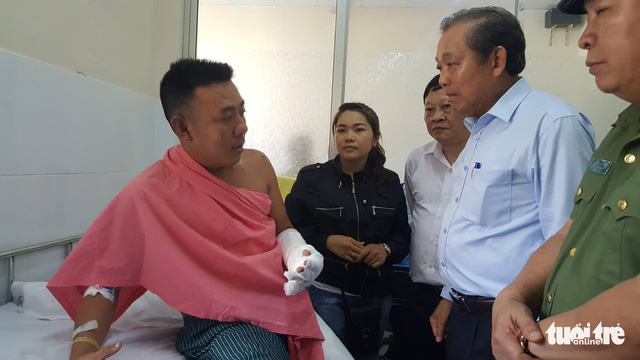 Phó thủ tướng Trương Hòa Bình thăm nạn nhân vụ cháy chung cư Carina - Ảnh 10.