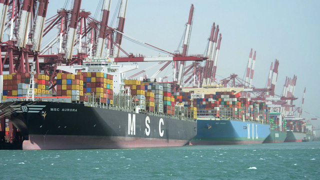 Trung Quốc áp thuế ‘khủng’, tàu chở hàng Mỹ phải lủi thủi về - Ảnh 1.