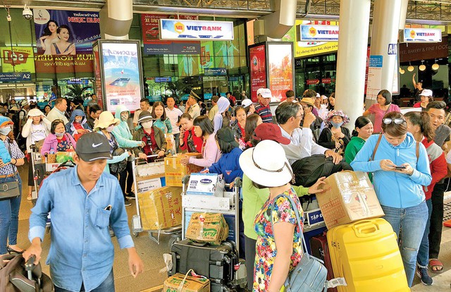 Có mã đặt chỗ vẫn không được lên máy bay - Ảnh 1.