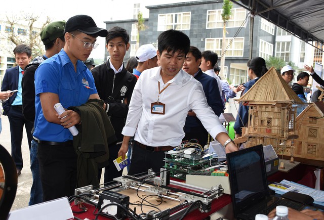 Học sinh giỏi tỉnh được tuyển thẳng vào Trường ĐH Quy Nhơn - Ảnh 1.