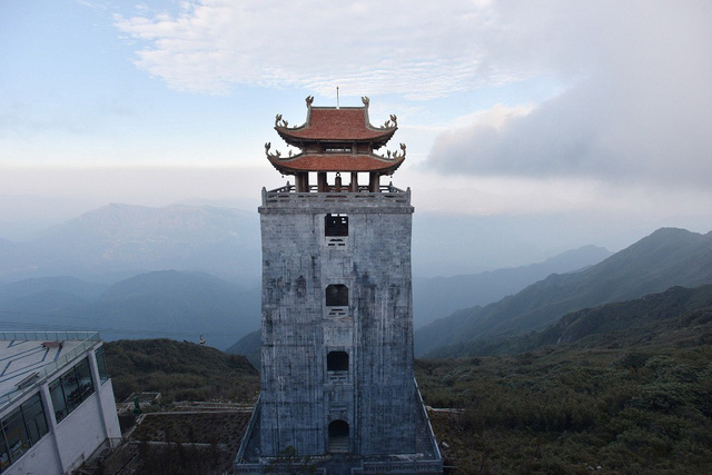 Cận cảnh những kiến trúc thời Trần được tái hiện trên đỉnh Fansipan - Ảnh 10.