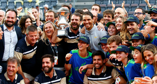 Được trời giúp sức, Nadal vô địch Italian Open - Ảnh 7.