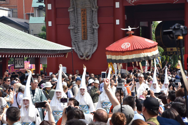 Đến lễ hội Sanja Matsuri ngắm hình xăm - Ảnh 12.