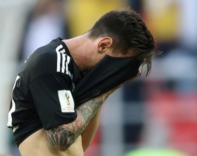 Messi: Tôi đau đớn khi đá hỏng phạt đền - Ảnh 1.