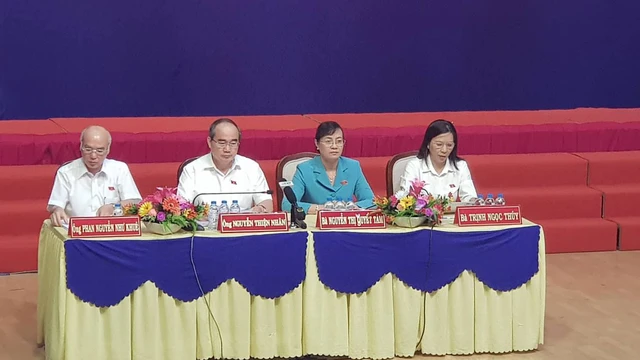 Bí thư Nguyễn Thiện Nhân: Thành phố không gạt bà con Thủ Thiêm - Ảnh 15. Bí thư Nguyễn Thiện Nhân: Thành phố không gạt bà con Thủ Thiêm - Ảnh 15.