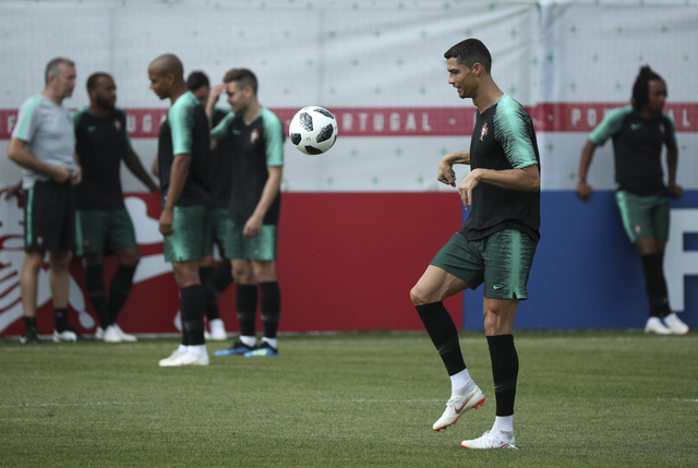 World Cup 25-6: Kèo trên sáng cửa, Iran khó gây bất ngờ - Ảnh 3.