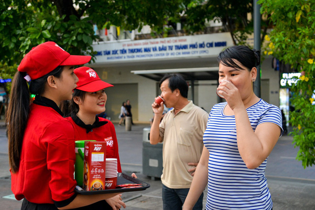Bí mật đoàn xe chở “thần tình yêu” ở Sài Gòn - Ảnh 8.