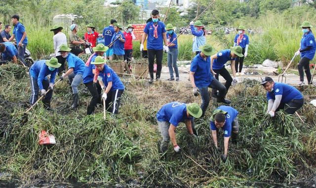 Thanh niên phải đi đầu thực hiện cống, kênh không rác giảm ngập úng - Ảnh 9.