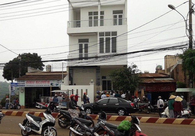 Gia Lai điều tra vụ thanh niên gục trên vũng máu sau tiếng súng - Ảnh 1.