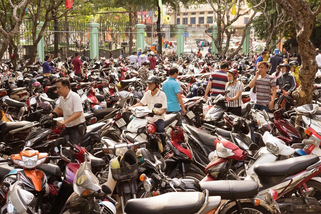 Cặp đôi rủ nhau bán hết tài sản, sống du mục mỗi nước 91 ngày - Ảnh 10.