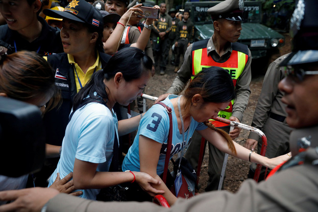 Thái Lan kêu gọi ‘đừng câu view’ vụ cứu đội bóng - Ảnh 3.