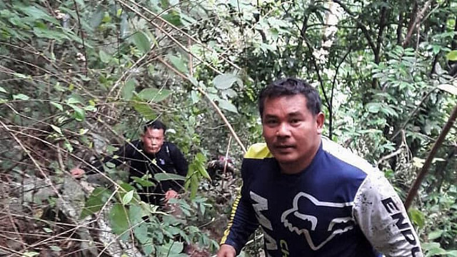 Thợ săn tổ yến đổ về hang Tham Luang cứu đội bóng Thái Lan - Ảnh 2.