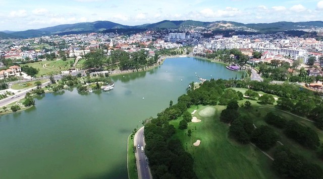Lo ngại không gian đặc hữu Đà Lạt bị phá vỡ - Ảnh 1.