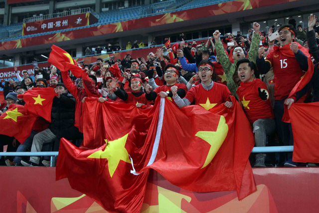 U-23 Việt Nam xúc động mãnh liệt sau trận thắng Qatar - Ảnh 8.