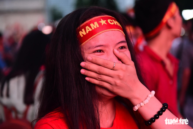 Fan bùng nổ với chiến thắng không tưởng của U23 Việt Nam - Ảnh 28.