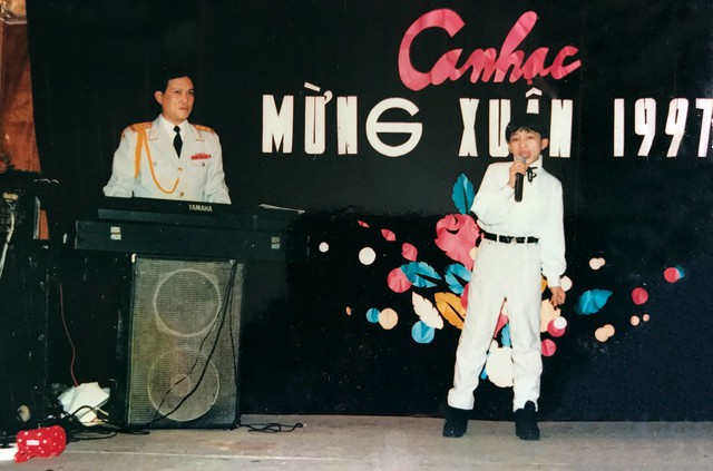 Giao thừa 14 tuổi  hội ngộ  ba mẹ ở nước Nga - Ảnh 2.