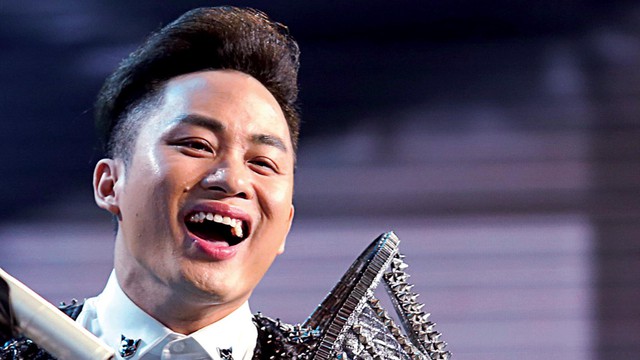 Giao thừa 14 tuổi  hội ngộ  ba mẹ ở nước Nga - Ảnh 1.